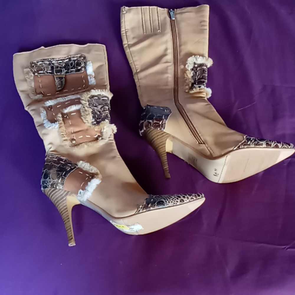 High heeled boots